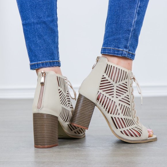 Open Toe Laced Up Spring Cut Out Ankle Booties - Picture 10 of 11